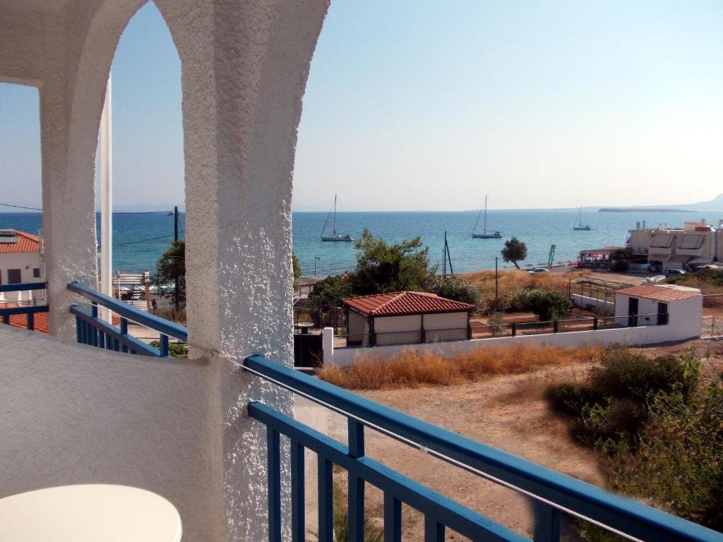 Hotel Flisvos Megalochori  Pokoj fotografie